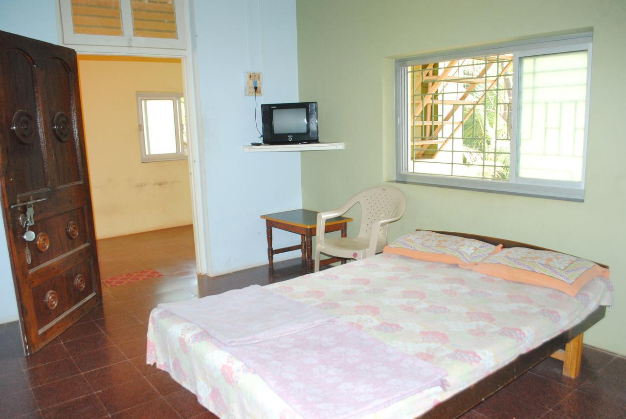 Hotel Anjali Lodge Mālvan Kültér fotó
