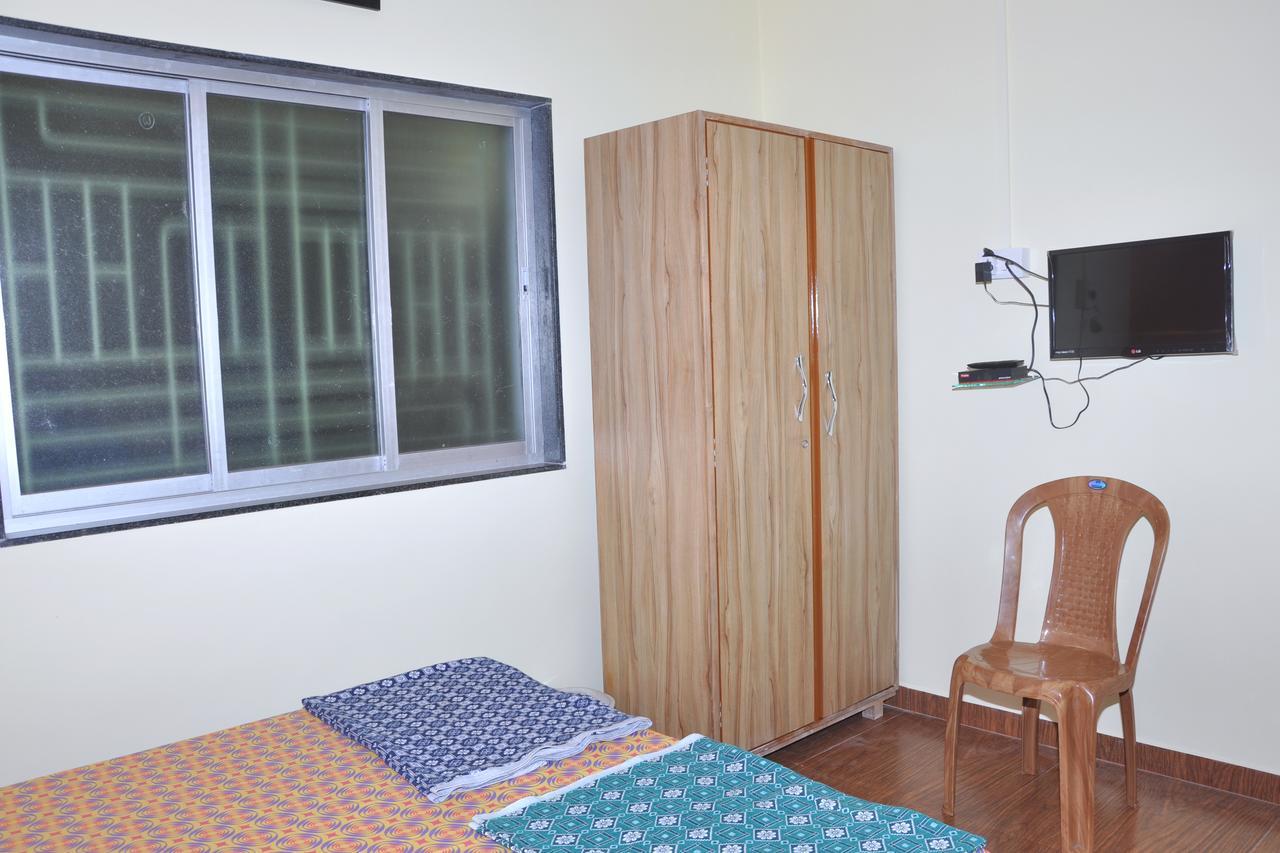 Hotel Anjali Lodge Mālvan Kültér fotó