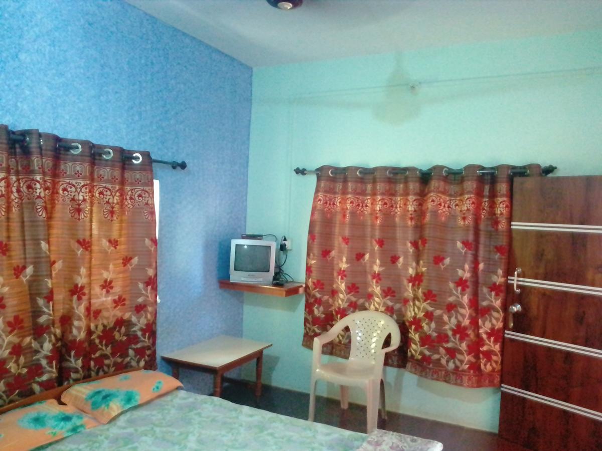 Hotel Anjali Lodge Mālvan Kültér fotó